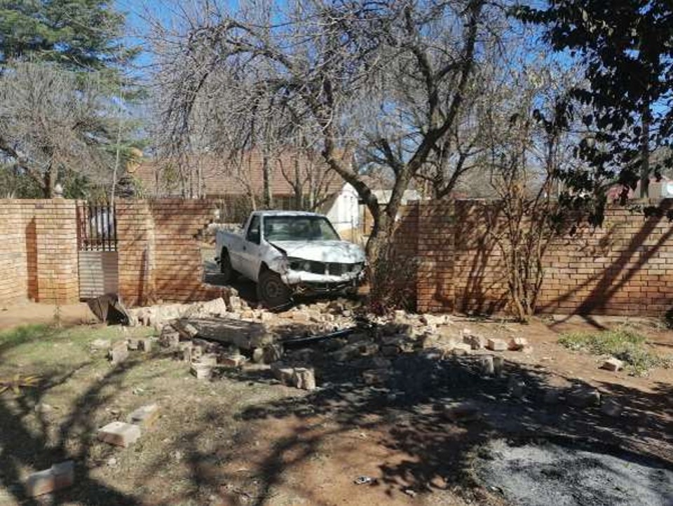 Boundary Wall